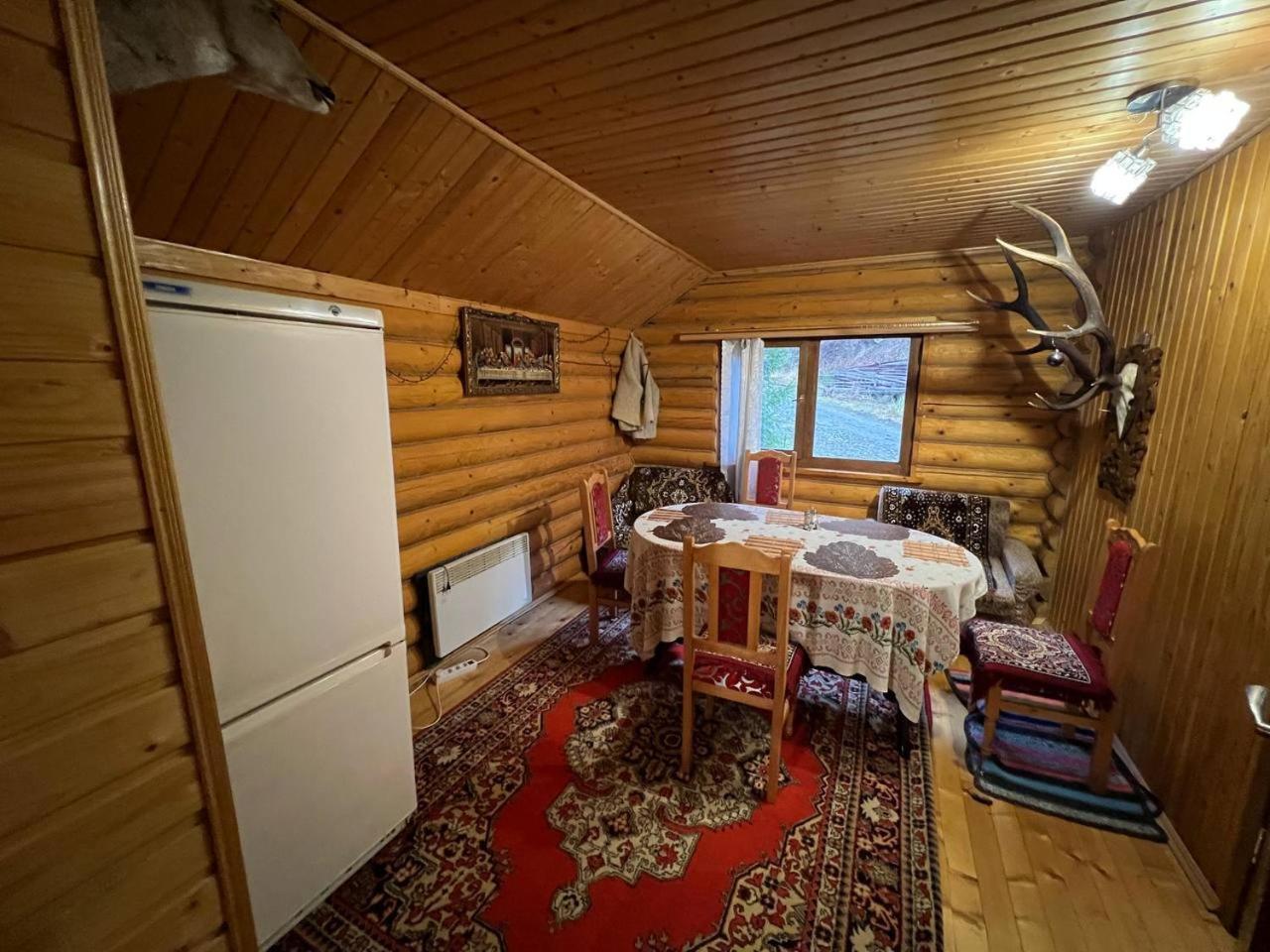 Farmstead Lisova Hostel Mizhhirya  Kültér fotó