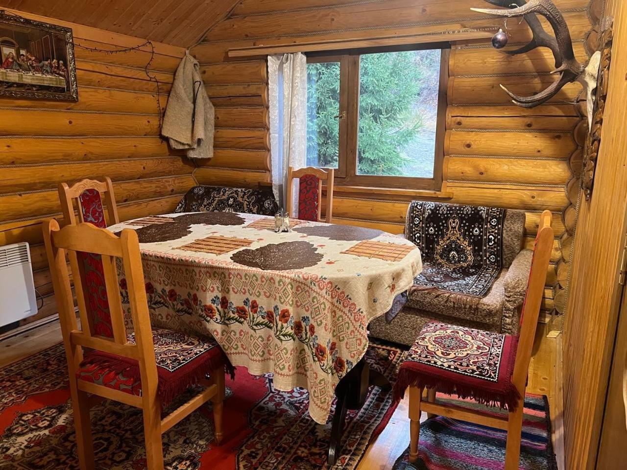 Farmstead Lisova Hostel Mizhhirya  Kültér fotó